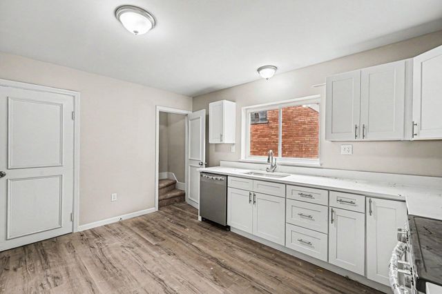 70 Rose Avenue, Highland Heights, KY 41076