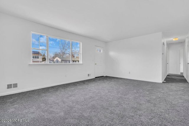 2432 Woodland Road, Manchester, NJ 08759