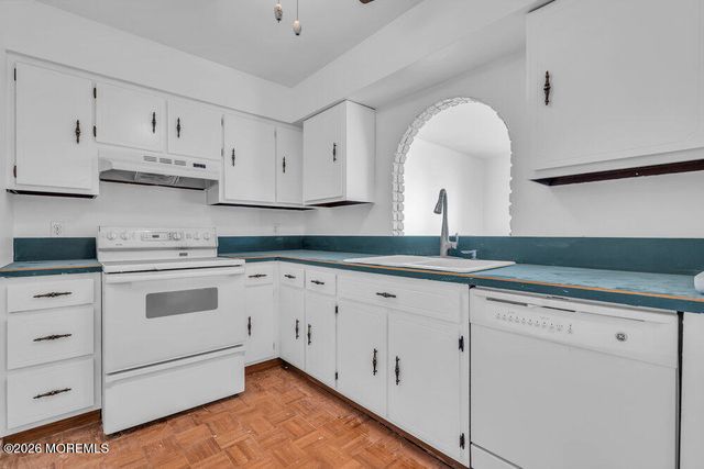 2432 Woodland Road, Manchester, NJ 08759