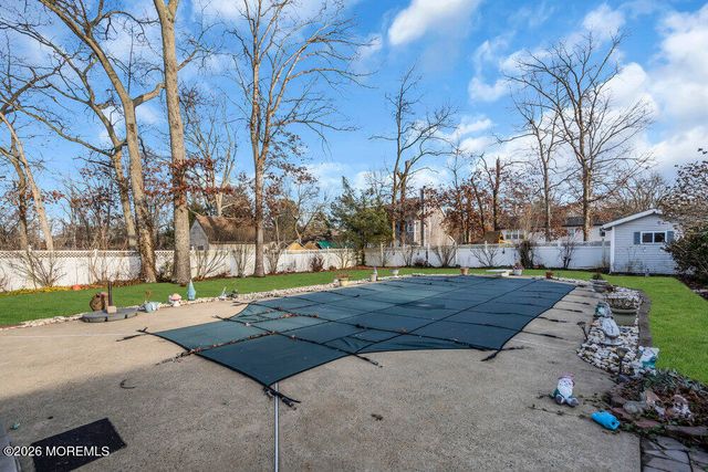 2432 Woodland Road, Manchester, NJ 08759