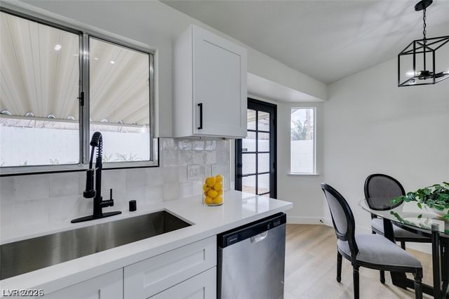 598 Jackson Drive, Henderson, NV 89014