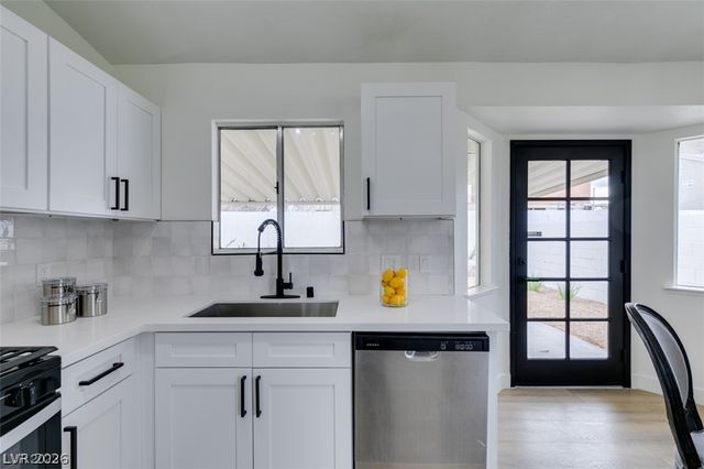 598 Jackson Drive, Henderson, NV 89014
