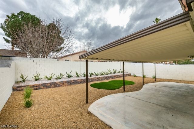 598 Jackson Drive, Henderson, NV 89014