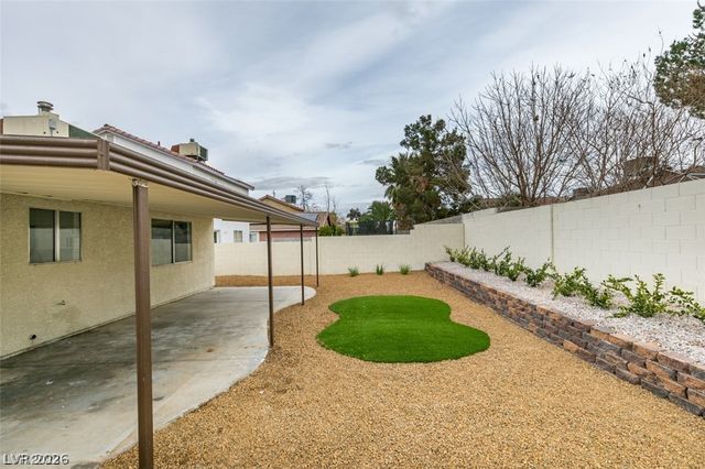 598 Jackson Drive, Henderson, NV 89014