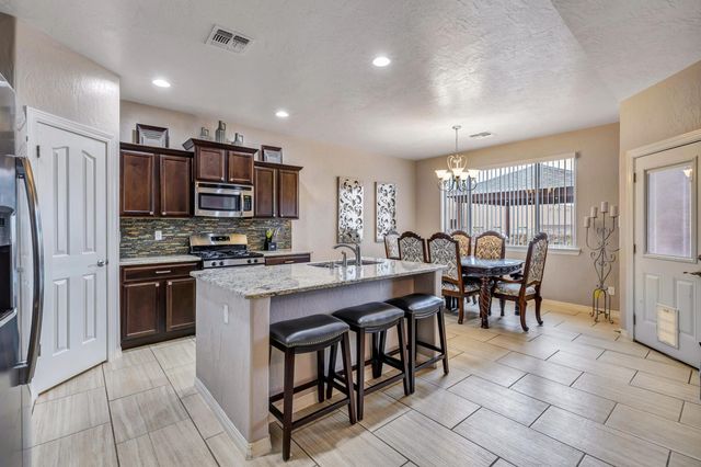 14713 Rockbridge Avenue, El Paso, TX 79938