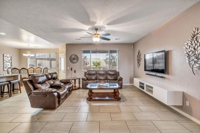 14713 Rockbridge Avenue, El Paso, TX 79938