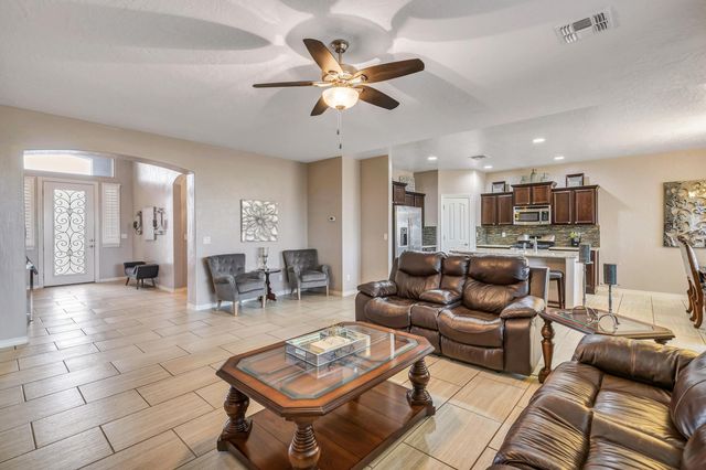14713 Rockbridge Avenue, El Paso, TX 79938