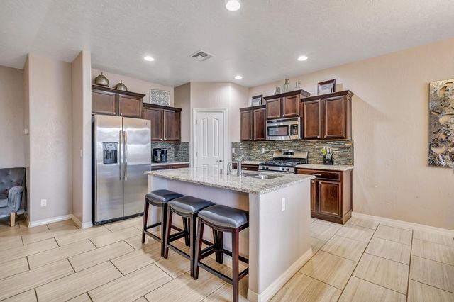 14713 Rockbridge Avenue, El Paso, TX 79938