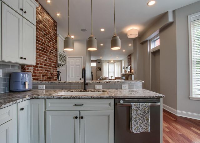 205 HARRIS ST, Harrisburg, PA 17102