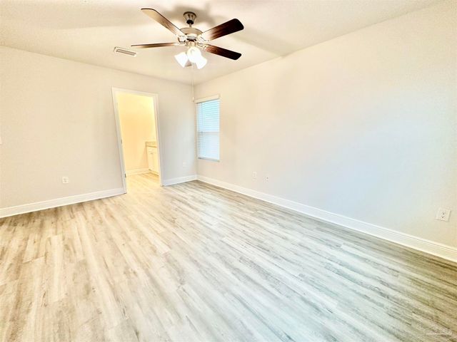 8630 Meadow Flower Ln, Pensacola, FL 32514