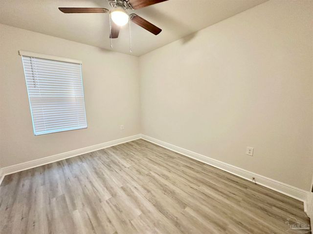 8630 Meadow Flower Ln, Pensacola, FL 32514