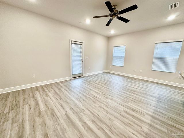 8630 Meadow Flower Ln, Pensacola, FL 32514