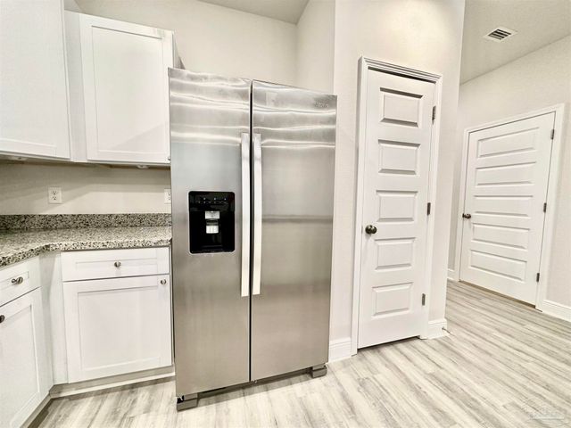 8630 Meadow Flower Ln, Pensacola, FL 32514