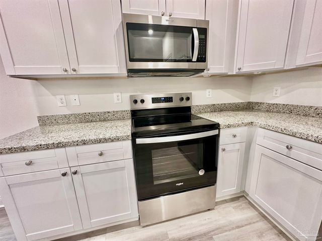 8630 Meadow Flower Ln, Pensacola, FL 32514