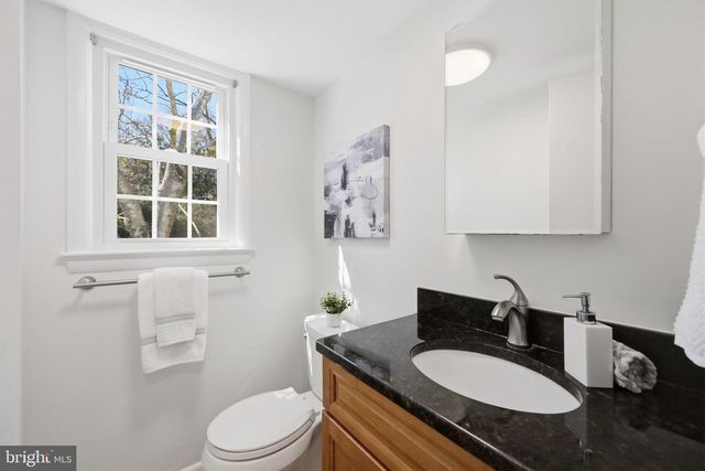 11708 ROSALINDA DR, Potomac, MD 20854