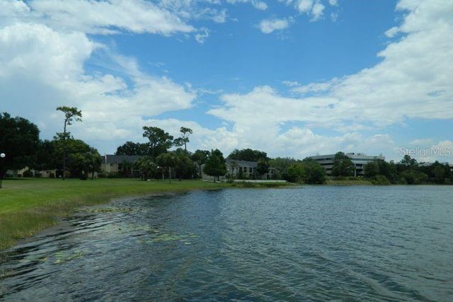 922 LAKE DESTINY ROAD E, Altamonte Springs, FL 32714