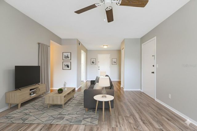 922 LAKE DESTINY ROAD E, Altamonte Springs, FL 32714