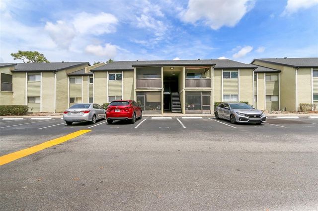 922 LAKE DESTINY ROAD E, Altamonte Springs, FL 32714