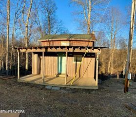 164 Norris St, Crossville, TN 38572