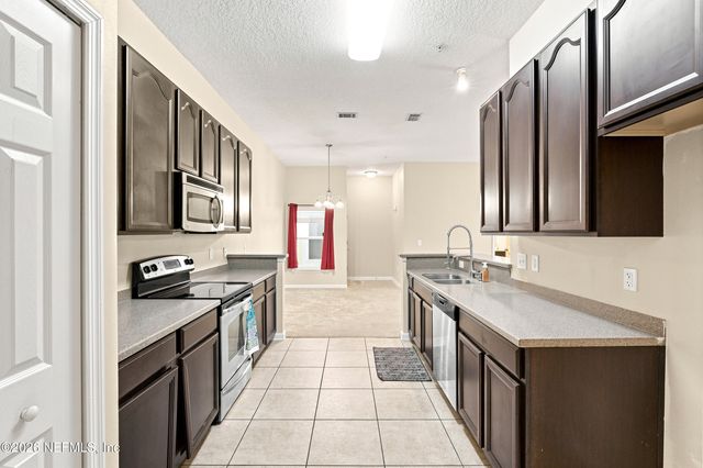 13864 HERONS LANDING Way 8, Jacksonville, FL 32224