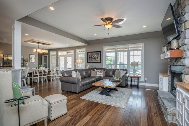 520 Chrisman Oaks Trail, Nicholasville, KY 40356