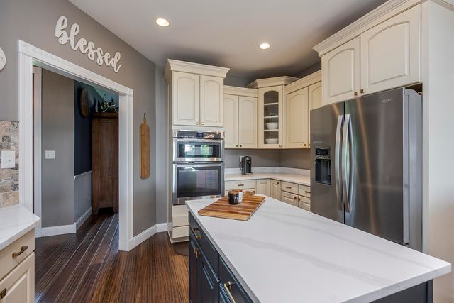 520 Chrisman Oaks Trail, Nicholasville, KY 40356