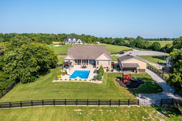 520 Chrisman Oaks Trail, Nicholasville, KY 40356