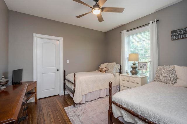 520 Chrisman Oaks Trail, Nicholasville, KY 40356