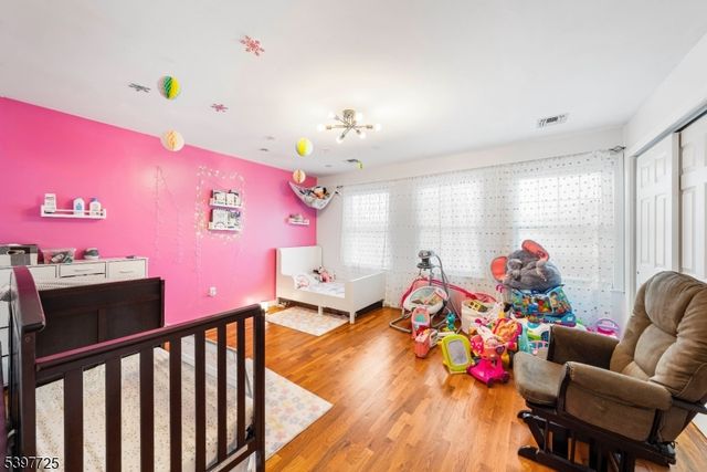 226 Pennsylvania Railroad A, Linden City, NJ 07036