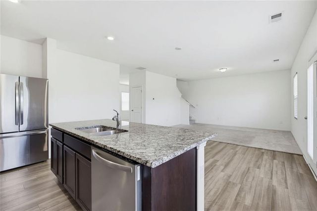 611 NW Revenna Way NW, Cartersville, GA 30120