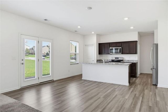 611 NW Revenna Way NW, Cartersville, GA 30120