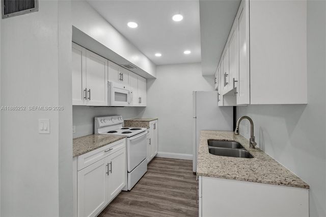 245 NE 191st Street 3014, Miami, FL 33179