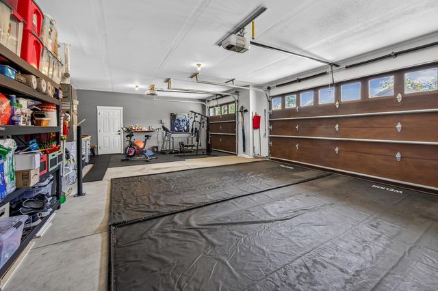 2572 NW Pine Terrace Drive, Bend, OR 97703