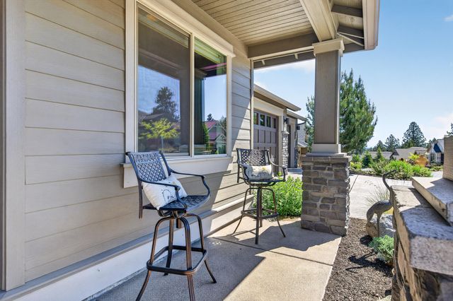 2572 NW Pine Terrace Drive, Bend, OR 97703