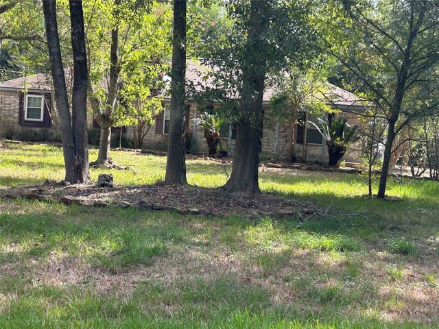 32810 Westwood Square West Drive, Magnolia, TX 77354