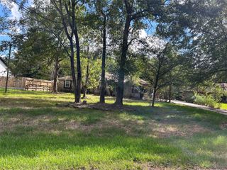 32810 Westwood Square West Drive, Magnolia, TX 77354