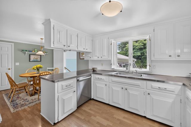 45 Ludlam Street, Falmouth, MA 02540