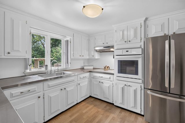 45 Ludlam Street, Falmouth, MA 02540
