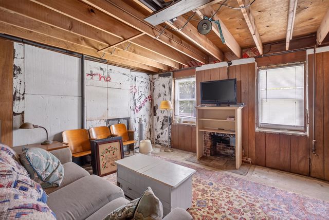 45 Ludlam Street, Falmouth, MA 02540