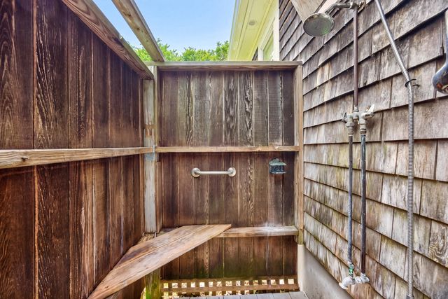 45 Ludlam Street, Falmouth, MA 02540