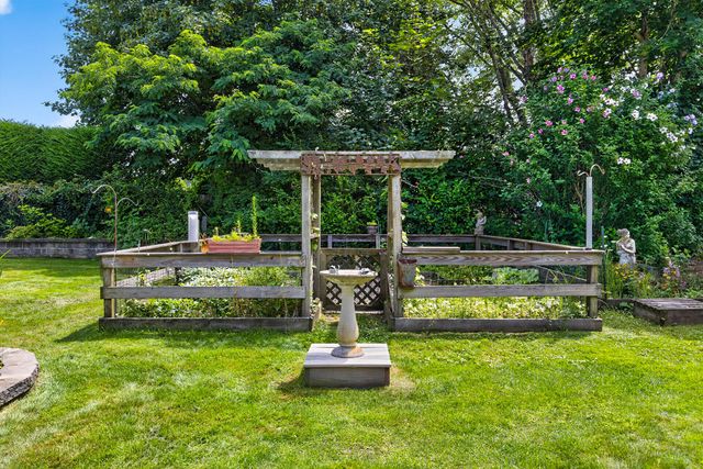 45 Ludlam Street, Falmouth, MA 02540