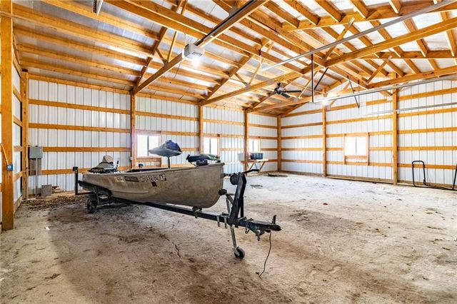 1193 SE 23 Highway, Windsor, MO 65360