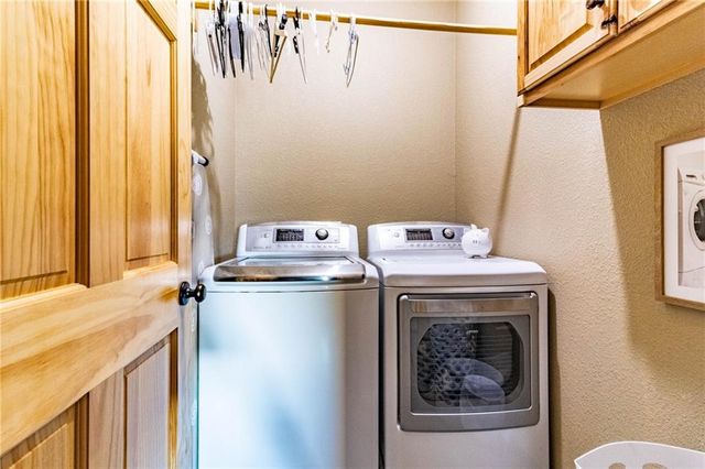 1193 SE 23 Highway, Windsor, MO 65360