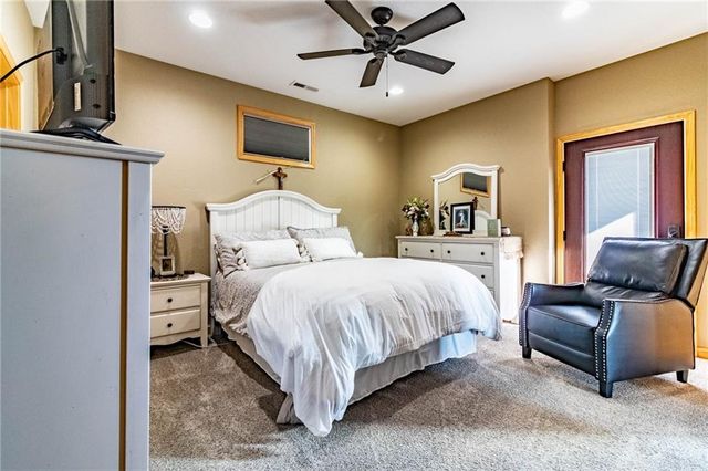 1193 SE 23 Highway, Windsor, MO 65360