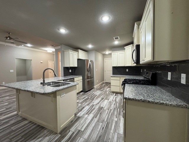 706 Oakley Street, Pea Ridge, AR 72751
