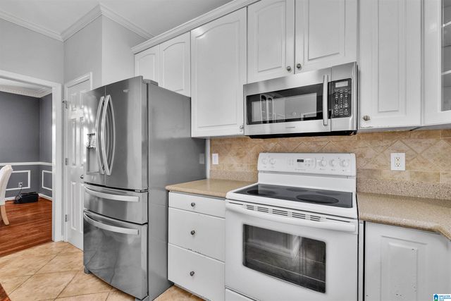 5032 KNOLL VIEW CIRCLE, Hoover, AL 35244