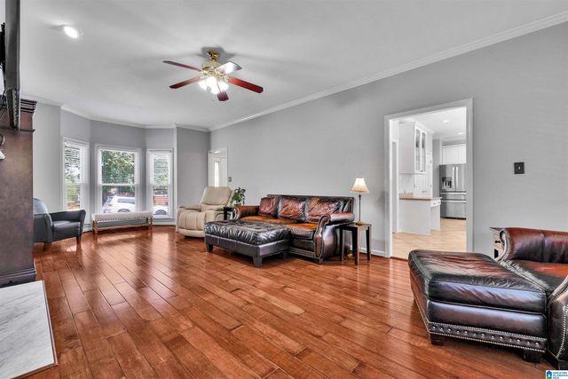 5032 KNOLL VIEW CIRCLE, Hoover, AL 35244