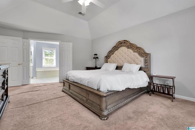 5032 KNOLL VIEW CIRCLE, Hoover, AL 35244