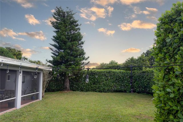 18124 SW 92nd Court, Palmetto Bay, FL 33157