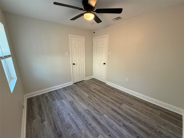 1033 S Hub Street, Sherman, TX 75090